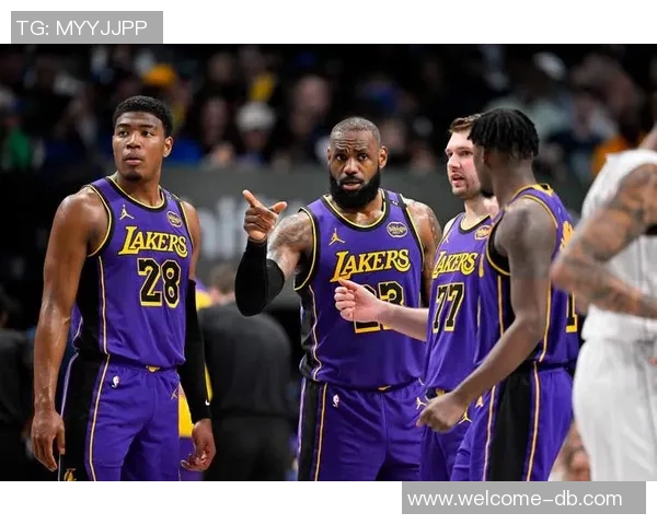 NBA赛事分析火箭力克雷霆勇士遭尼克斯阻击湖人轻松战胜黄蜂