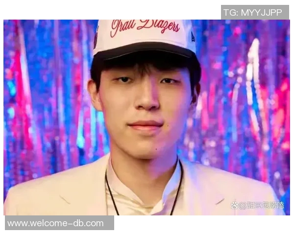 明日杨瀚森首秀即将开启粉色小书包陪伴他踏上NBA之旅